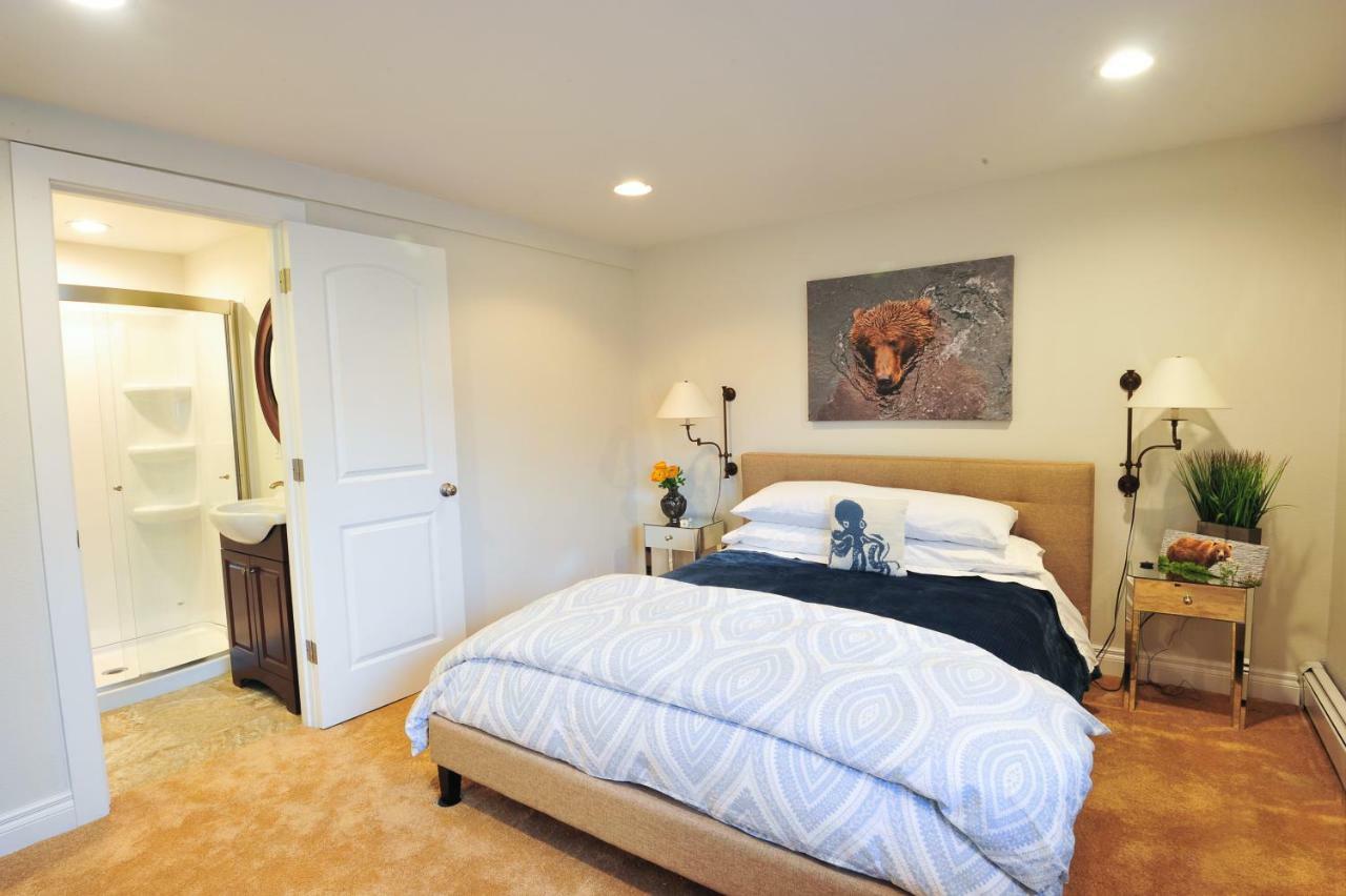 Cranky Crow Bed & Breakfast コディアック エクステリア 写真